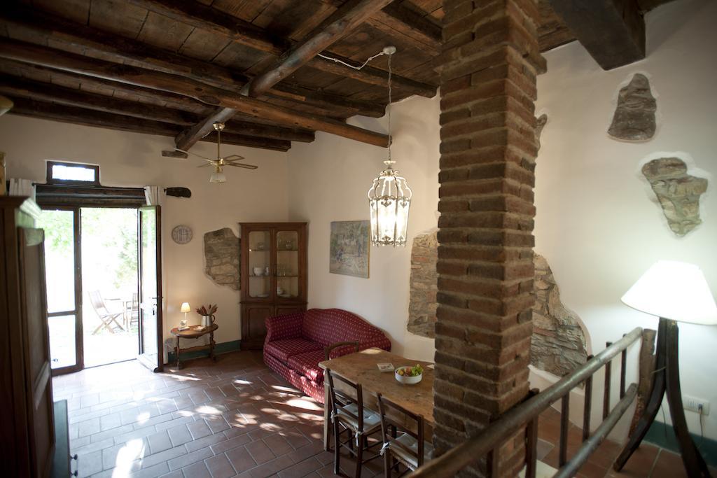 Agriturismo La Pieve Pelago Habitación foto
