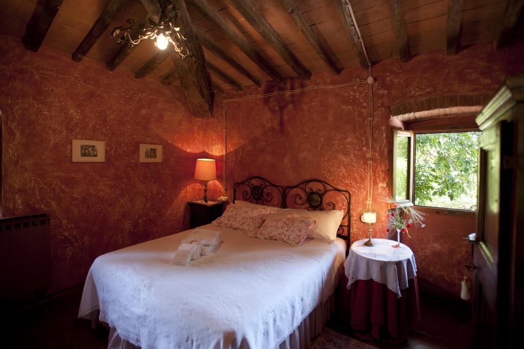 Agriturismo La Pieve Pelago Habitación foto